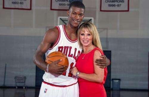 阿斯顿维拉 阿斯顿维拉