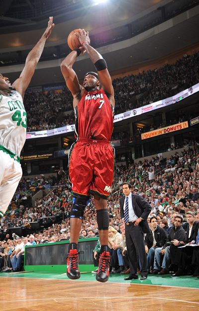 并成功将球 并成功将球